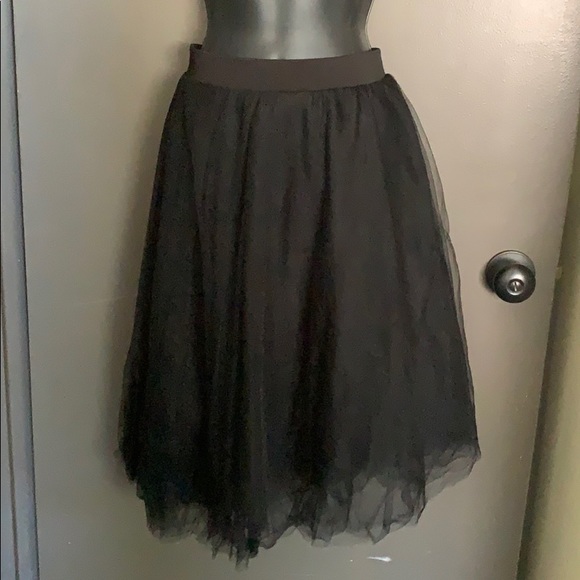 Charlotte Russe Dresses & Skirts - CHAROLETTE RUSSE size XS black too-too skirt.